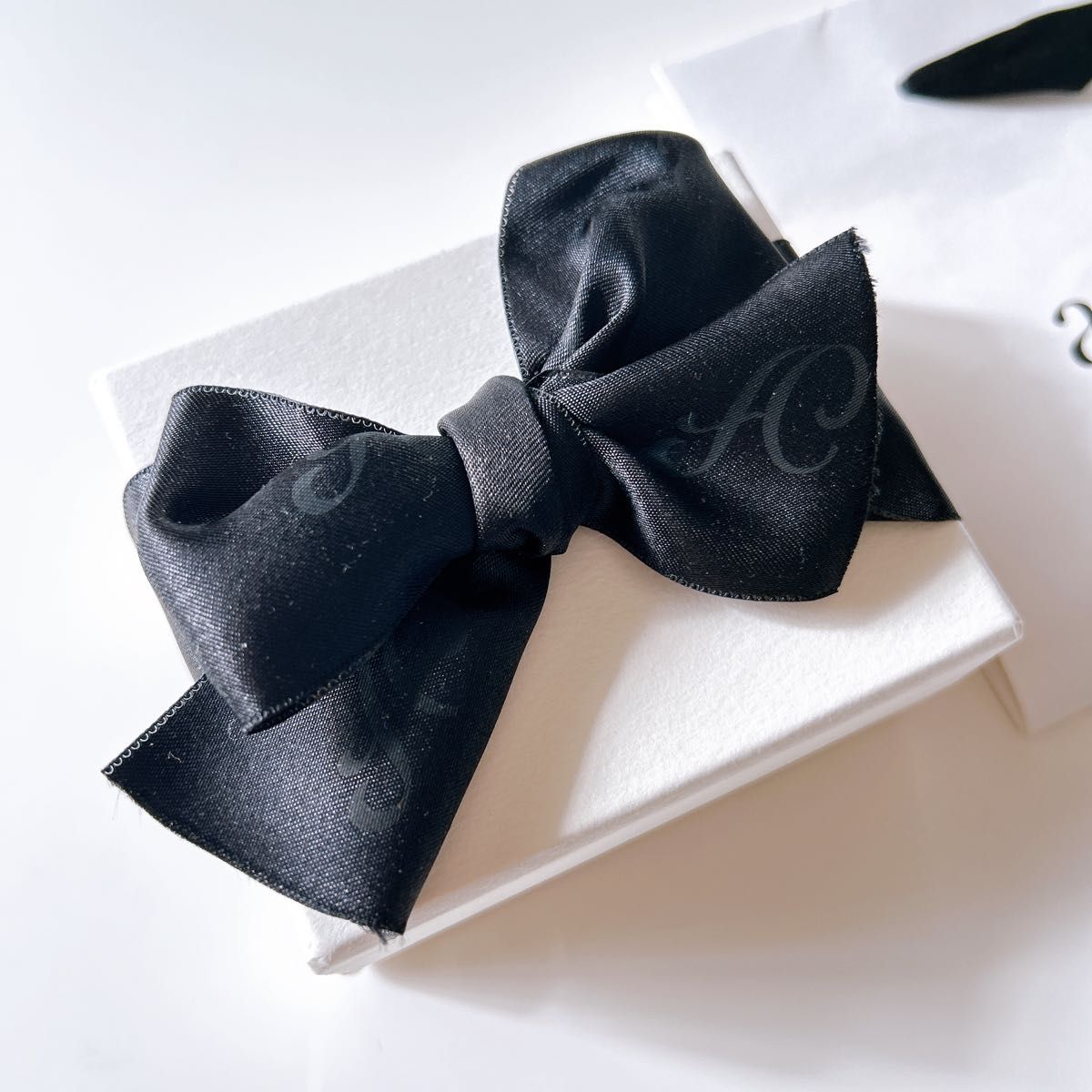 未使用品/acca アッカ/ラインストーンヘアクリップ/Sサイズ ネイビー