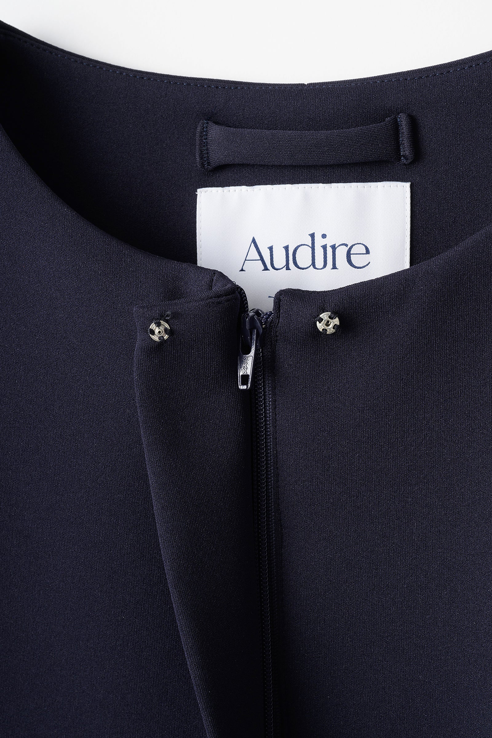 Roomy formal vest (Dark navy) – Audire