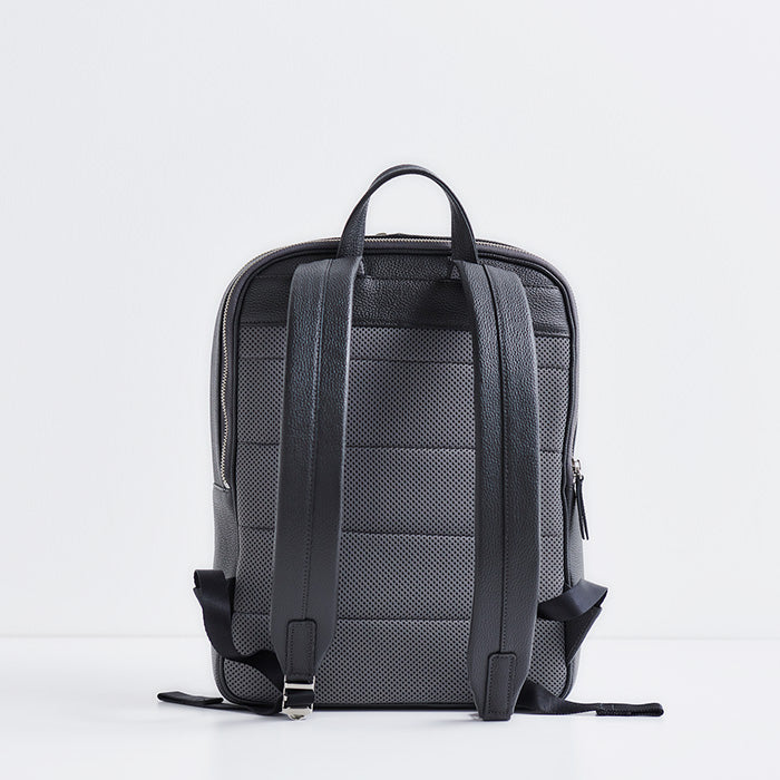 ATAOの防水ビジネスリュック｜SOU！(ソウ)｜便利な機能が満載！ – ATAO