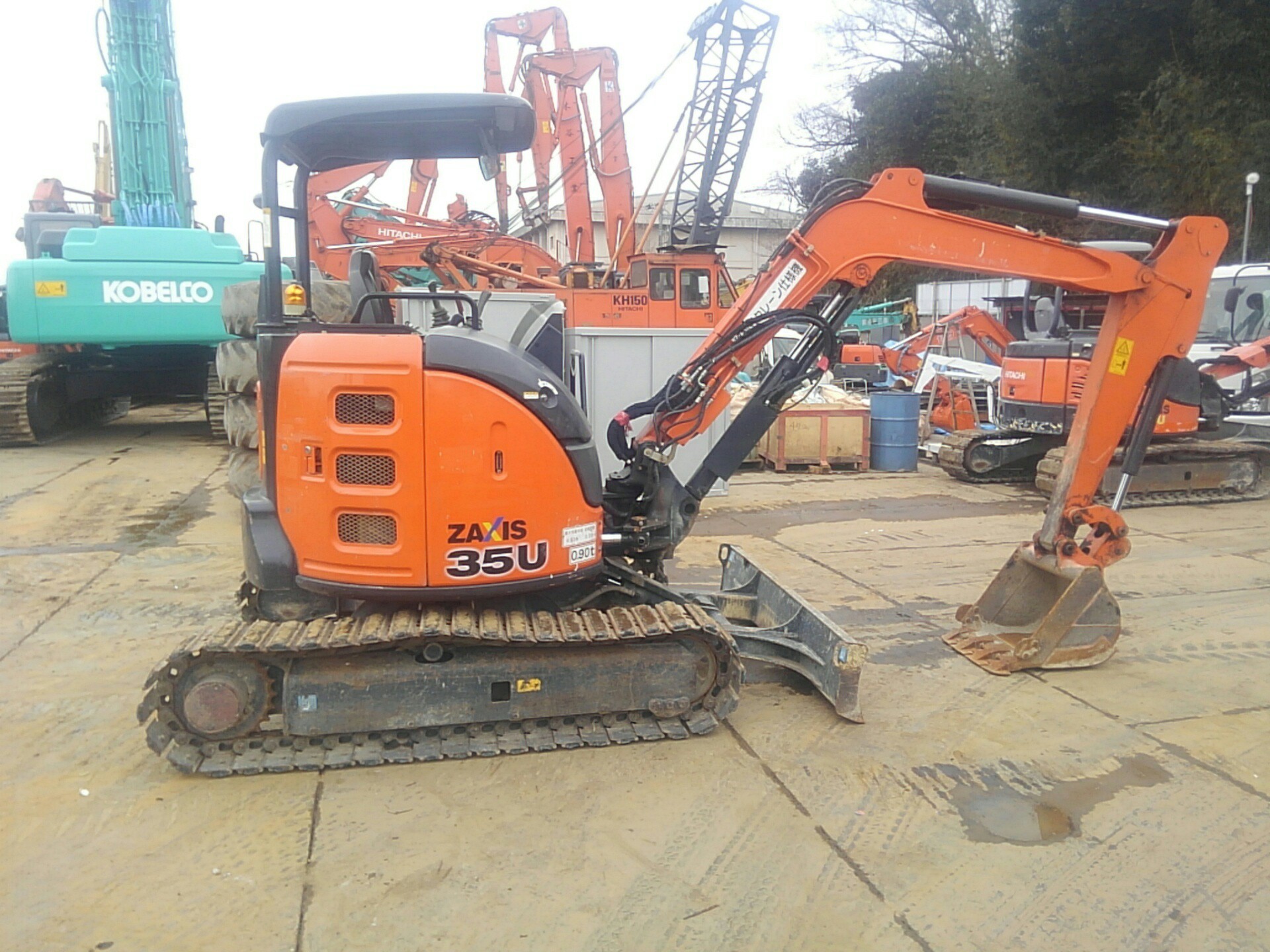 ZX35U-5A | ミニ油圧ショベル | 株式会社アタッチリンク