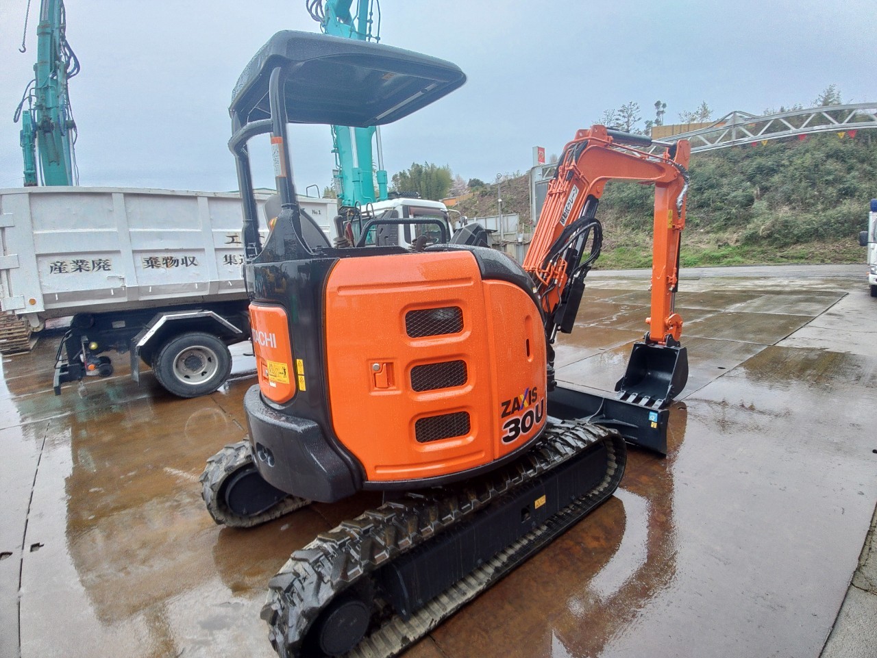 ID78891】ZX30U-5B | ミニ油圧ショベル | 株式会社アタッチリンク