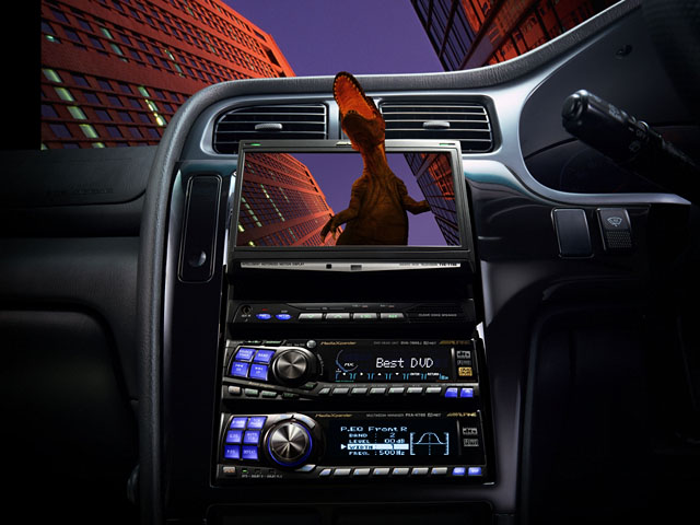 アルパイン、DVDヘッドユニットなどカーAV新製品