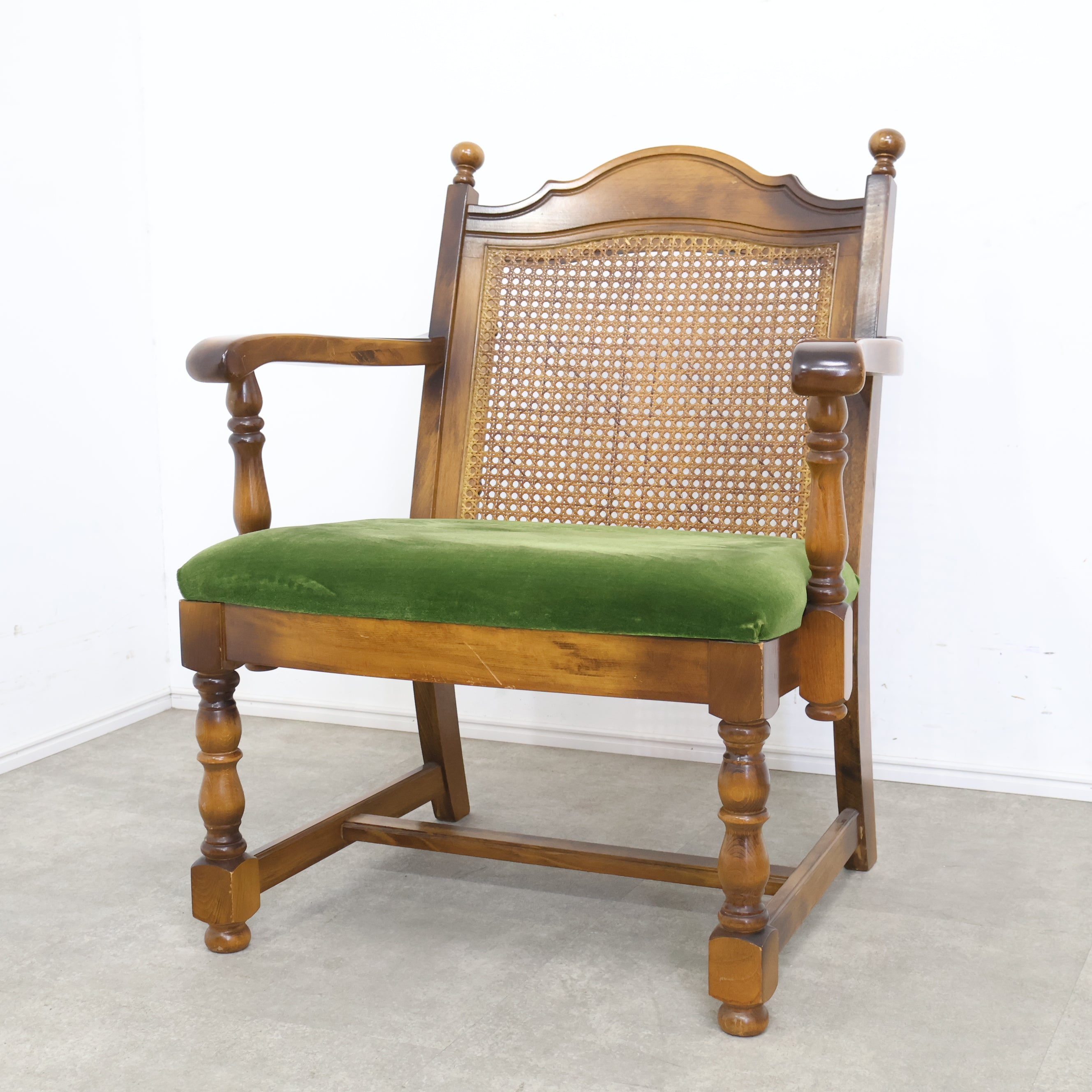 オールドカリモクのアームチェア No.1 – バナルオンラインショップ