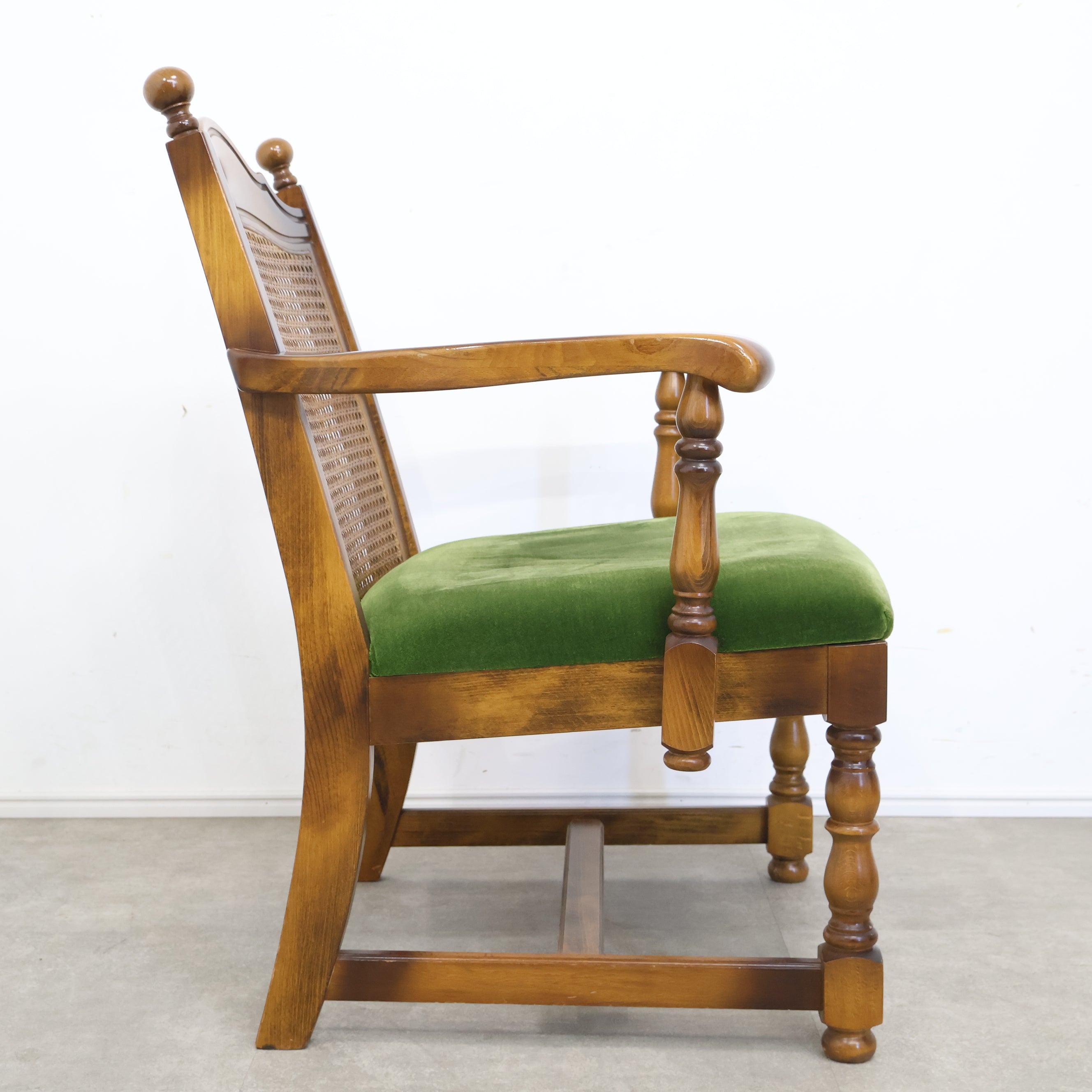 オールドカリモクのアームチェア No.1 – バナルオンラインショップ