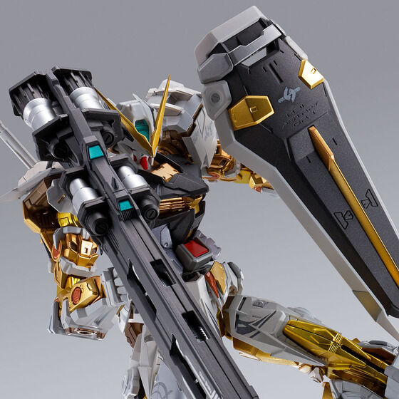 METAL BUILDガンダムアストレイ ゴールドフレーム（オルタナティブ