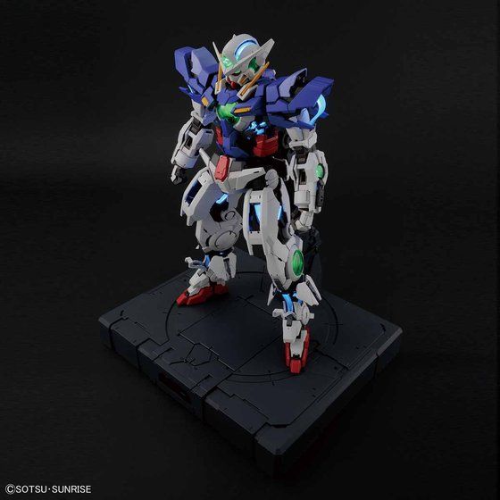 PG 1/60 ガンダムエクシア (LIGHTING MODEL) | バンダイによる、遊びと