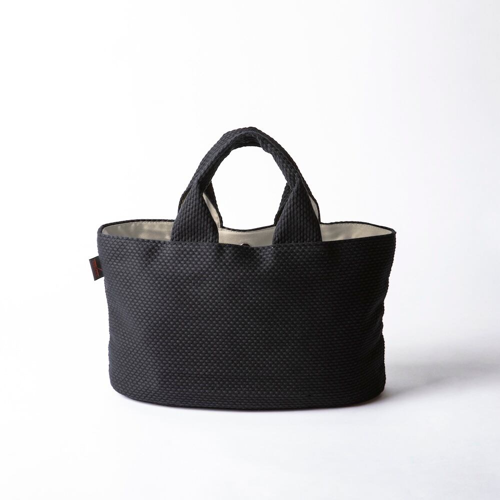 sasicco オーバルトート 黒 | 三河木綿 刺子織 タネイ | oval tote
