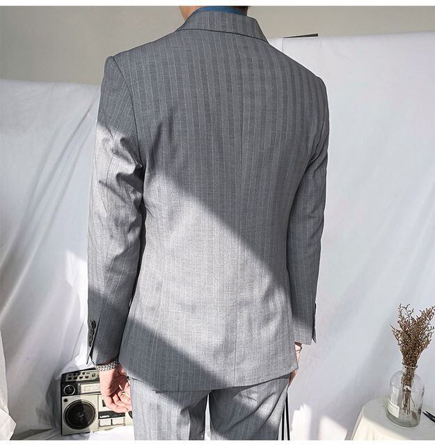 予約販売】メンズ スーツ ダブル ストライプ柄 きれいめ グレー