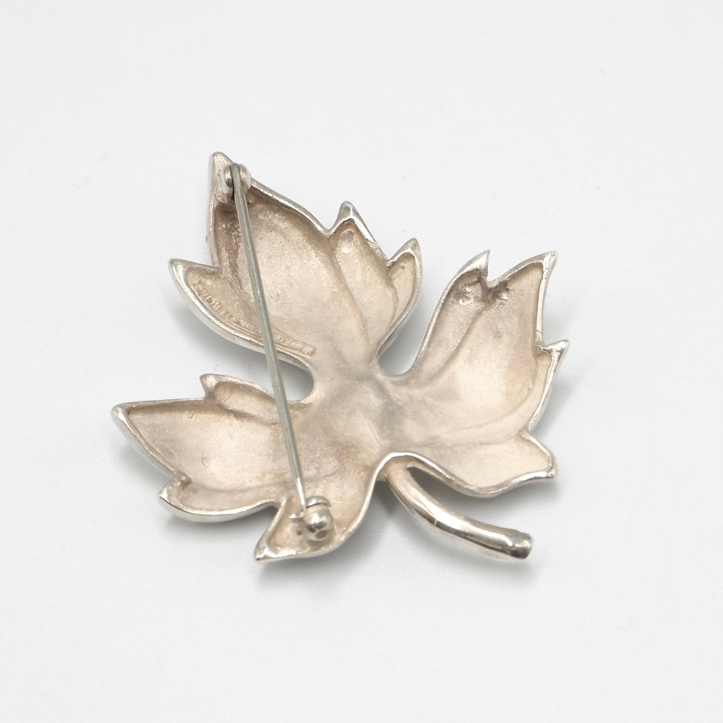 Tiffany&Co. メイプルリーフ ブローチ シルバー925 ティファニー