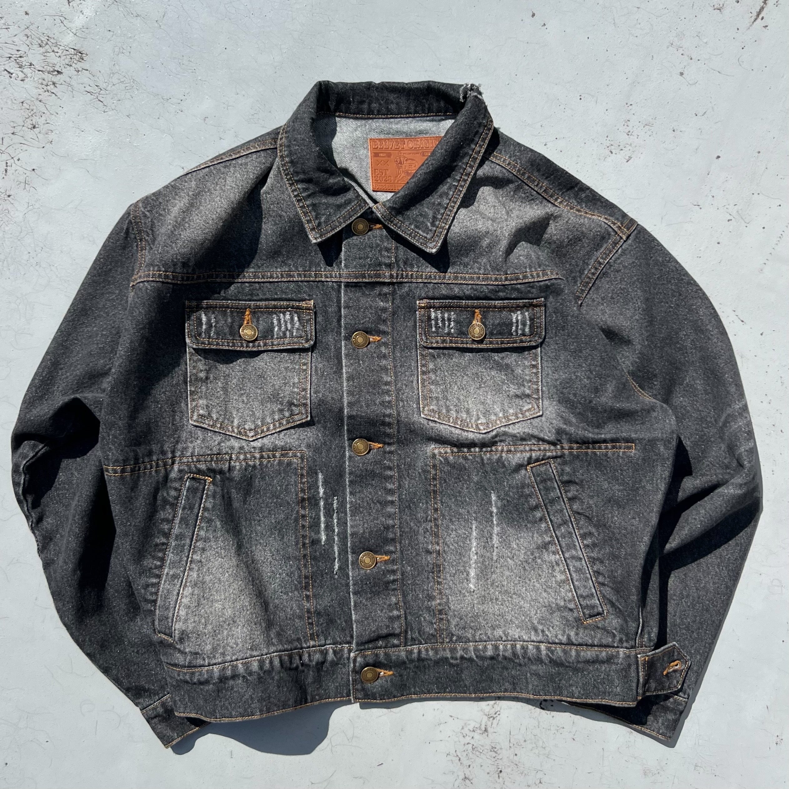 Damaged denim jacket – BELVET