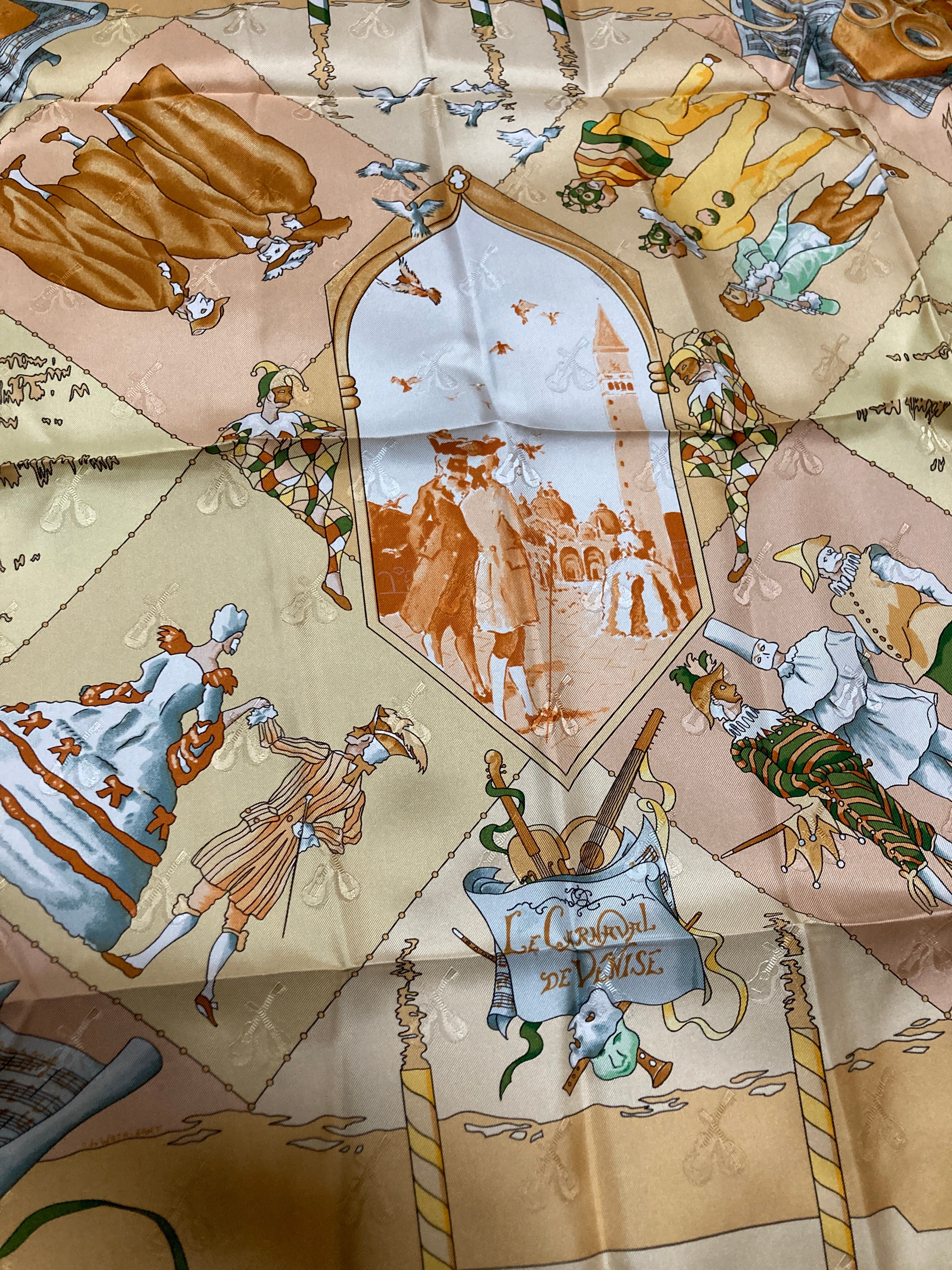 エルメス カレ90 スカーフ LE CARNAVAL DE VENISE（ベニスのカーニバル）