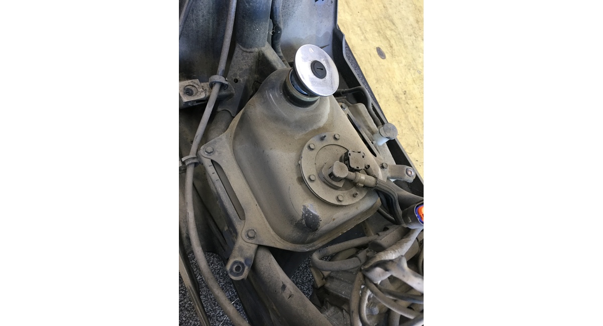 ヤマハ VOX エンジンかからない、かかりが悪い！それ燃料ポンプもせい