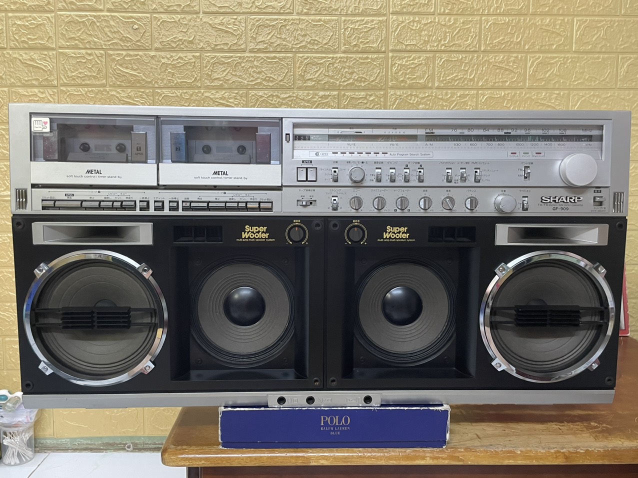 名機】SHARP GF-999 FM/AMラジオカセット SHARP GF-999 THE SEARCHER-W