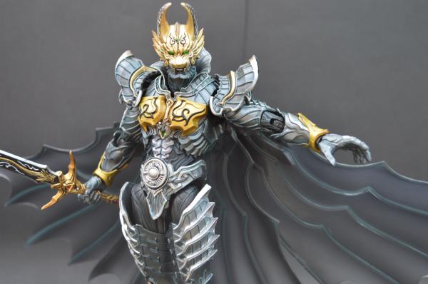 魔戒可動 黄金騎士 ガロ 流牙Ver | 魂の玩具箱