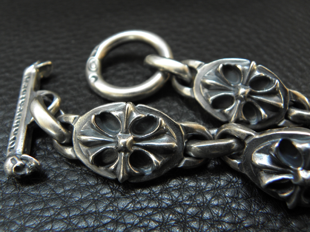 ガボラトリーのブレスレット, オール クロス オーバル リンクス