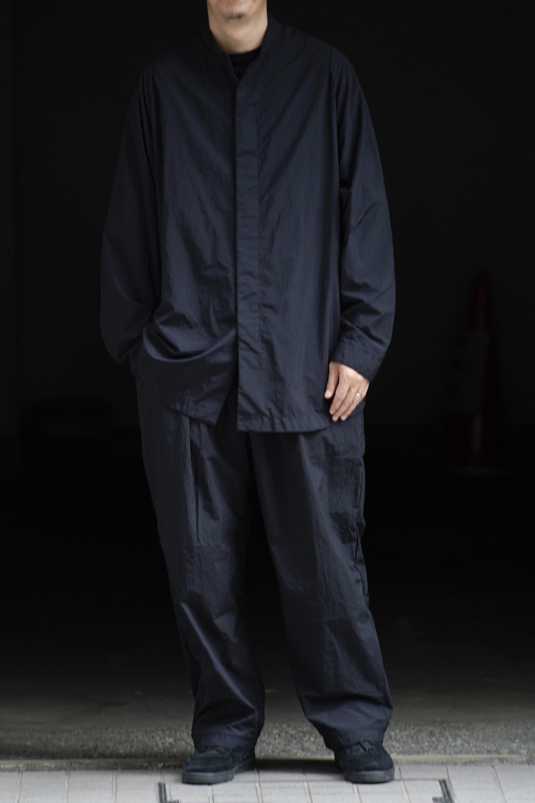 TEATORA」(テアトラ)CARTRIDGE SHIRTS MINUS PACKABLE -DEEP NAVY-