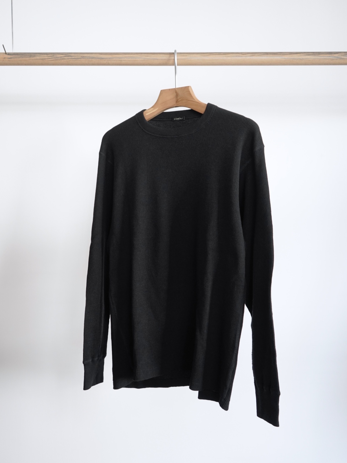 COMOLI」コットンカシミヤワッフル長袖クルー