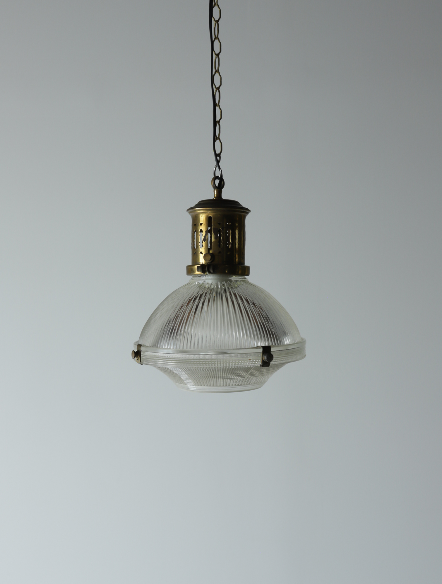 Holophane Lamp I ホロフェーンランプ - COLLETION - BROOD INTERIOR