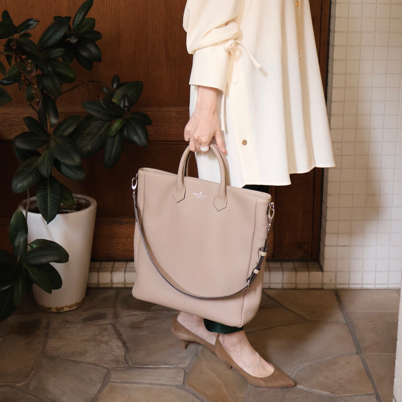 シュリンクレザー]トートバッグcolor:トープ – BROOKLYN MUSEUM