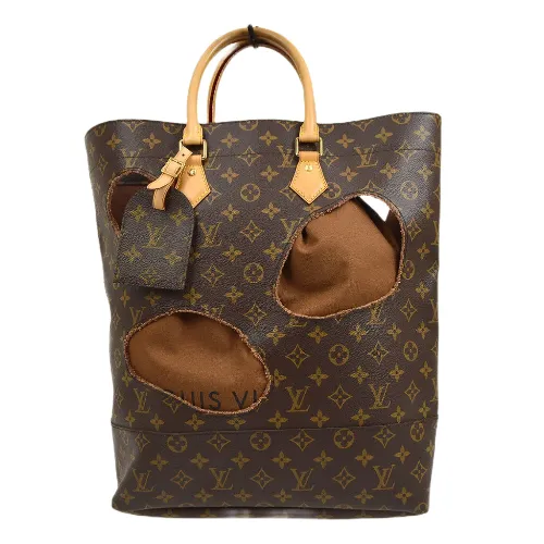 vuitton.webp