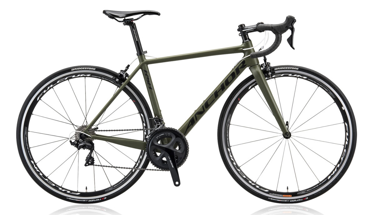 BRIDGESTONE ANCHORから新型シマノ・105搭載のロードバイクが登場