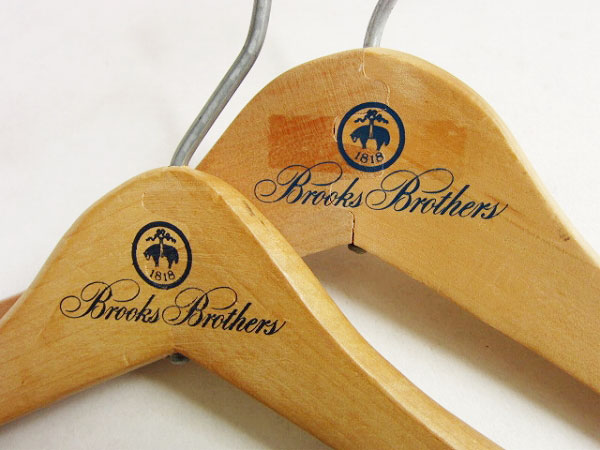 Brooks Brothers】ブルックスブラザーズ/木製/ウッド ハンガー/2本