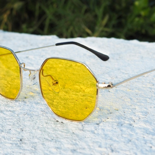 サングラス│レトロポリゴンフレームゴールドフレーム│イエローレンズ