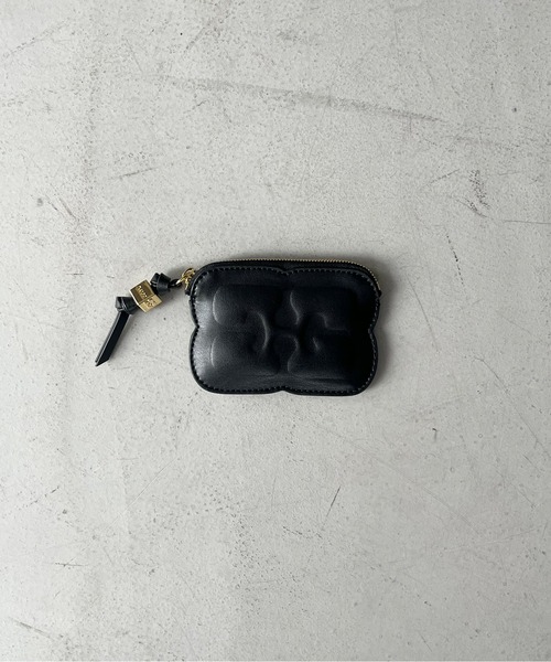 GANNI（ガニー）の「GANNI Bou Compact Zipped Wallet Sparkle（財布