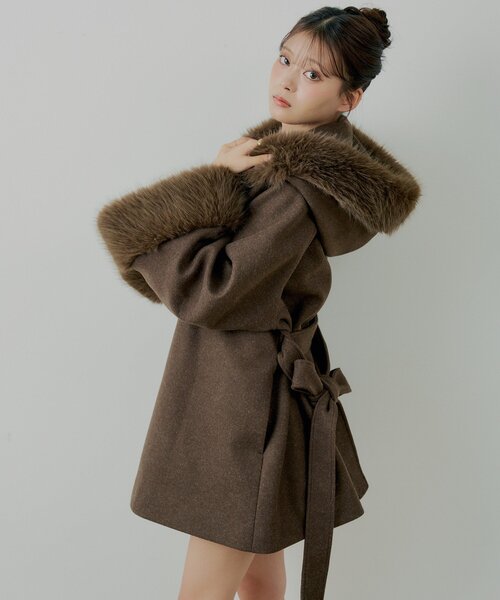 セール】【4色展開】ファー襟ケープコート（ポンチョ）｜Chico（チコ