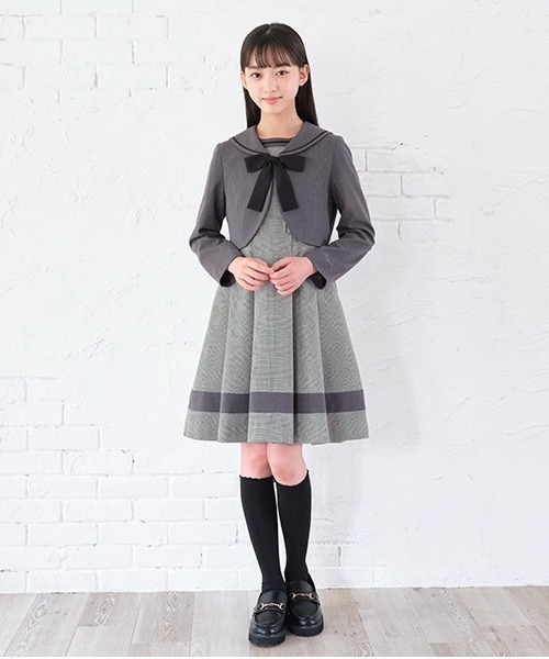 mezzo piano Junior（メゾピアノジュニア）の「セーラージャケット