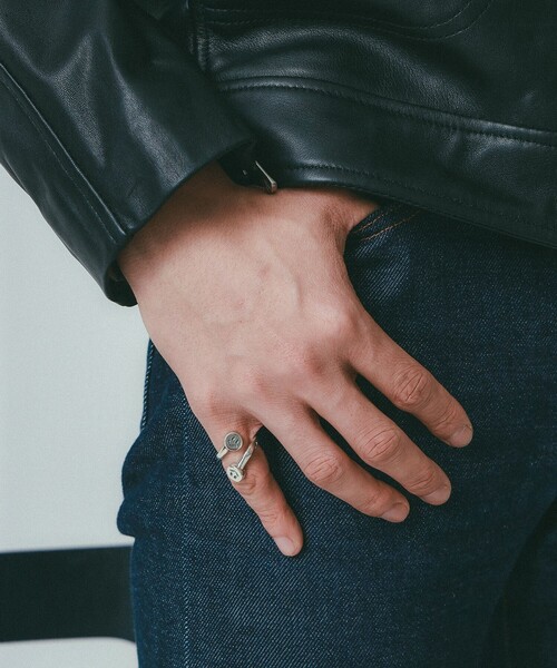 EXCLUSIVE】Double Happy Face Free Ring（リング）｜BILL WALL