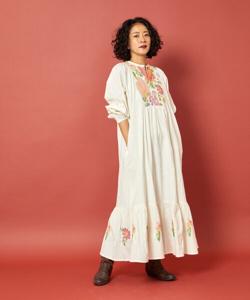 Freada（フリーダ）の「Freada/フリーダ ボタニカル柄クロスステッチ