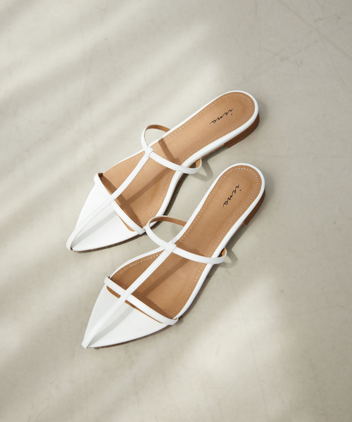IENA（イエナ）の「IENA ポインテッドフラットサンダル（サンダル