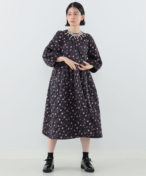 CAROLINA GLASER（カロリナ グレイサー）の「フラワーリボン