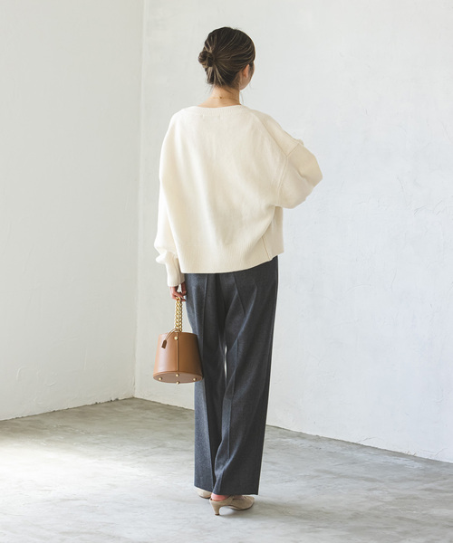 Noble（ノーブル）の「カシミヤ混Vネックパフスリーブカーディガン