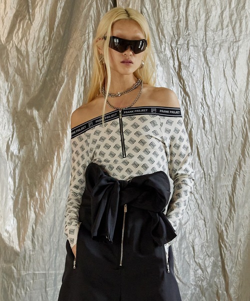 PRANK PROJECT（プランクプロジェクト）の「オフショルプリントジップ