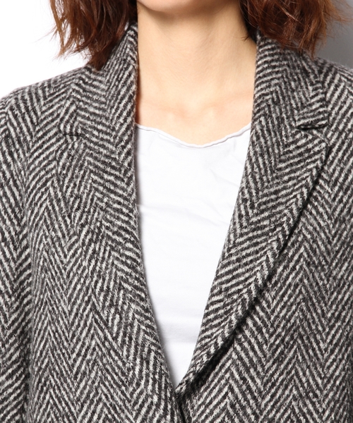 23区（ニジュウサンク）の「ツィーディヘリンボーン コート