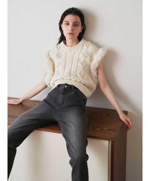 ELENDEEK（エレンディーク）の「フリンジニットベスト（ニット