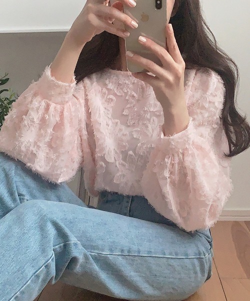 LAUIR（ラウアー）の「フラワーシアージャガードブラウス（シャツ