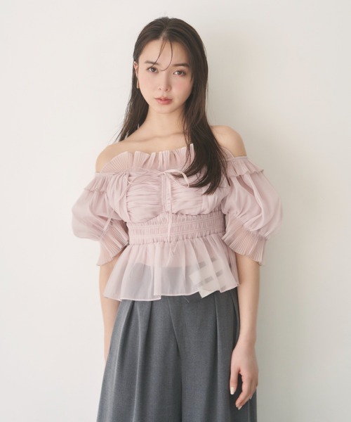 SNIDEL（スナイデル）の「ギャザーフリルオフショルブラウス（シャツ