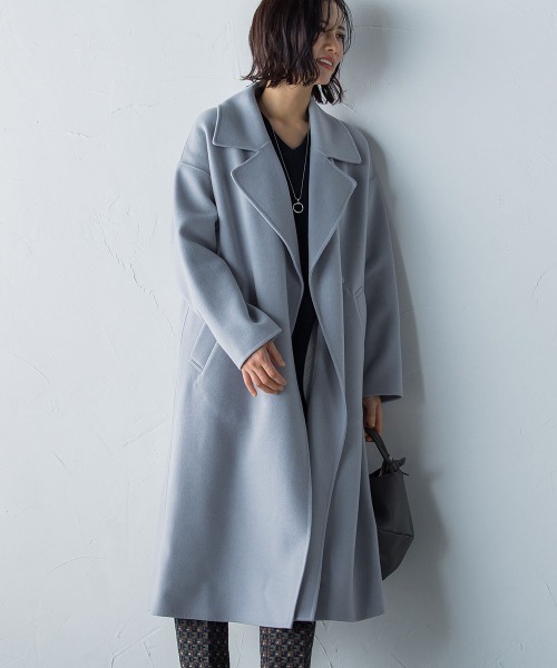 LAUTREAMONT（ロートレアモン）の「Super140ビッグカラーリバーコート