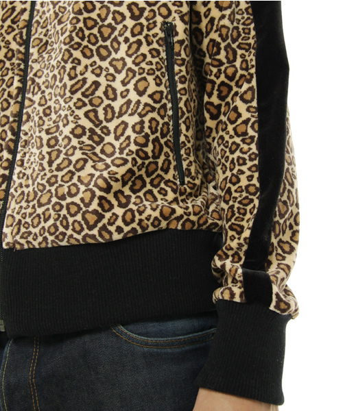 BEAMS（ビームス）の「PUMA×BEAMS / 別注 豹柄ベロアジャケット