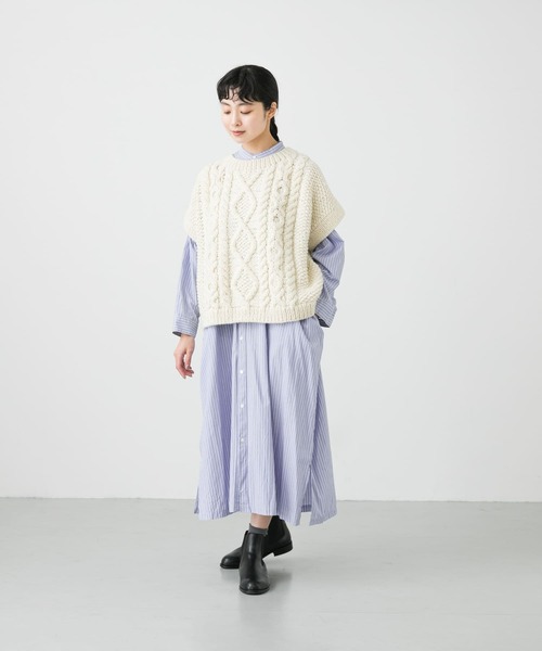 かぐれ（カグレ）の「ペルーアランクルーネックベスト（ニット