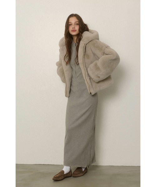 ALEXIA STAM（アリシアスタン）の「Hooded Eco Fur Jacket /フード付き