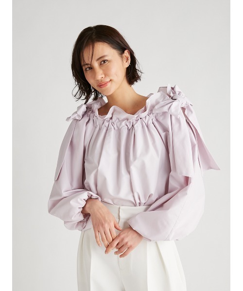 CELFORD（セルフォード）の「ショルダーリボンギャザーブラウス