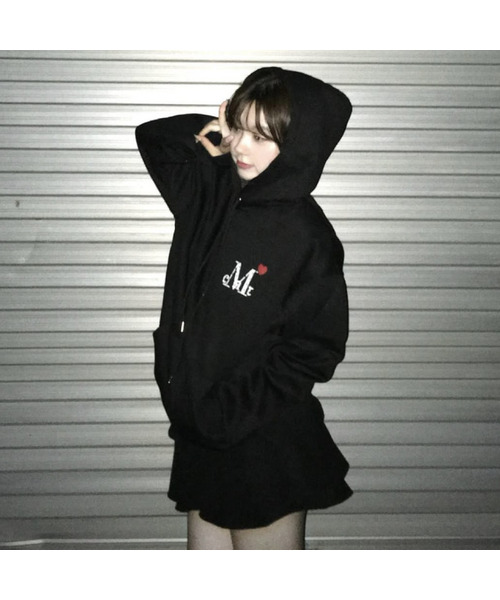 ラブリッツミニハートロゴフードパーカー 男女共用 (3カラー