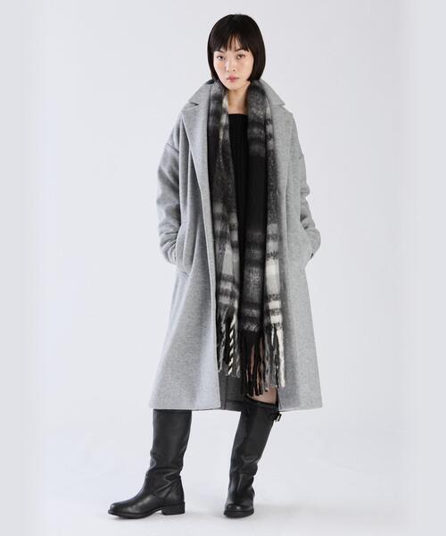 To b. by agnes b.（トゥービーバイアニエスベー）の「WW69 MANTEAU