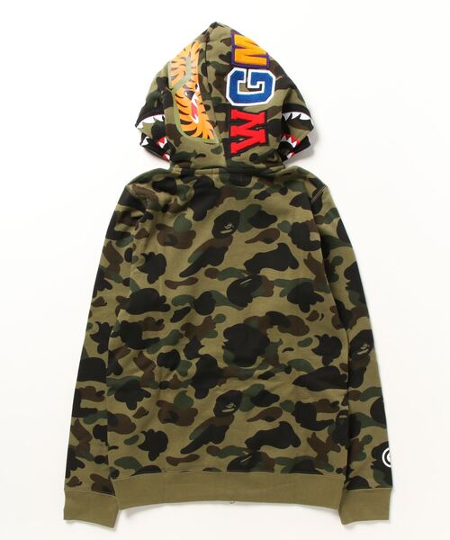 A BATHING APE（アベイシングエイプ）の「1ST CAMO DOUBLE SHARK FULL