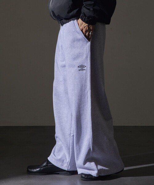 UMBRO（アンブロ）の「UMBRO/アンブロ 別注 UMBRO ワンポイントロゴ