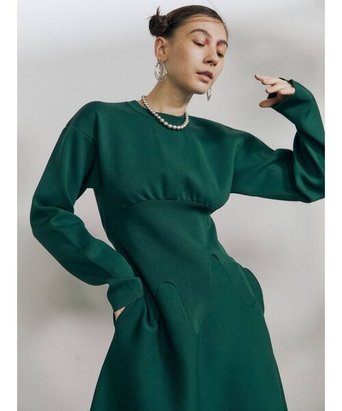 UN3D.（アンスリード）の「ウェーブラインニットワンピース